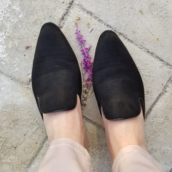 Black Pointy Toe Slip On Mule Loafer - Picture 5 of 8